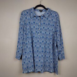 TALBOTS Woman 2X Blue Stretch Top with Moroccan Pattern, Half Button 3/4 Sleeve
